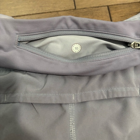 Lululemon Shorts Speed Up Shorts 2.5” in berry mist lilac light purple 10 - Picture 7 of 12